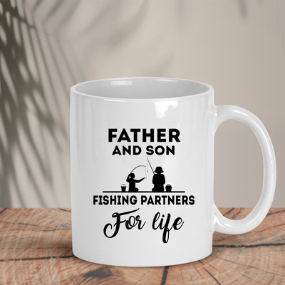 Λευκή Κούπα | Father and son fishing partners